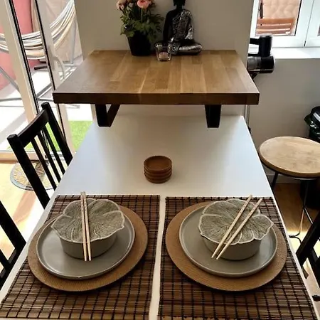 Luxury Artistic Digital Nomad Getaway W/ Terrace Apartament Lizbona
