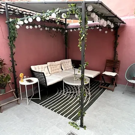 Luxury Artistic Digital Nomad Getaway W/ Terrace Lizbona