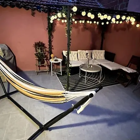 Apartment Luxury Artistic Digital Nomad Getaway W/ Terrace