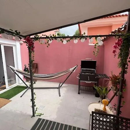 Apartment Luxury Artistic Digital Nomad Getaway W/ Terrace *