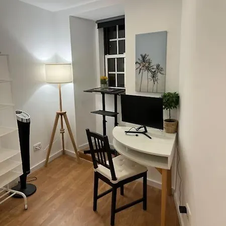 Apartment Luxury Artistic Digital Nomad Getaway W/ Terrace *