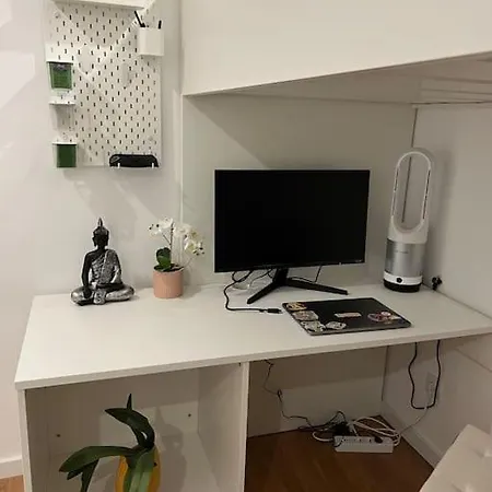 Apartment Luxury Artistic Digital Nomad Getaway W/ Terrace Lisbon